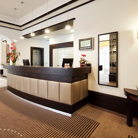 Zeller'S Quartier Otel Königsbrunn Dış mekan fotoğraf