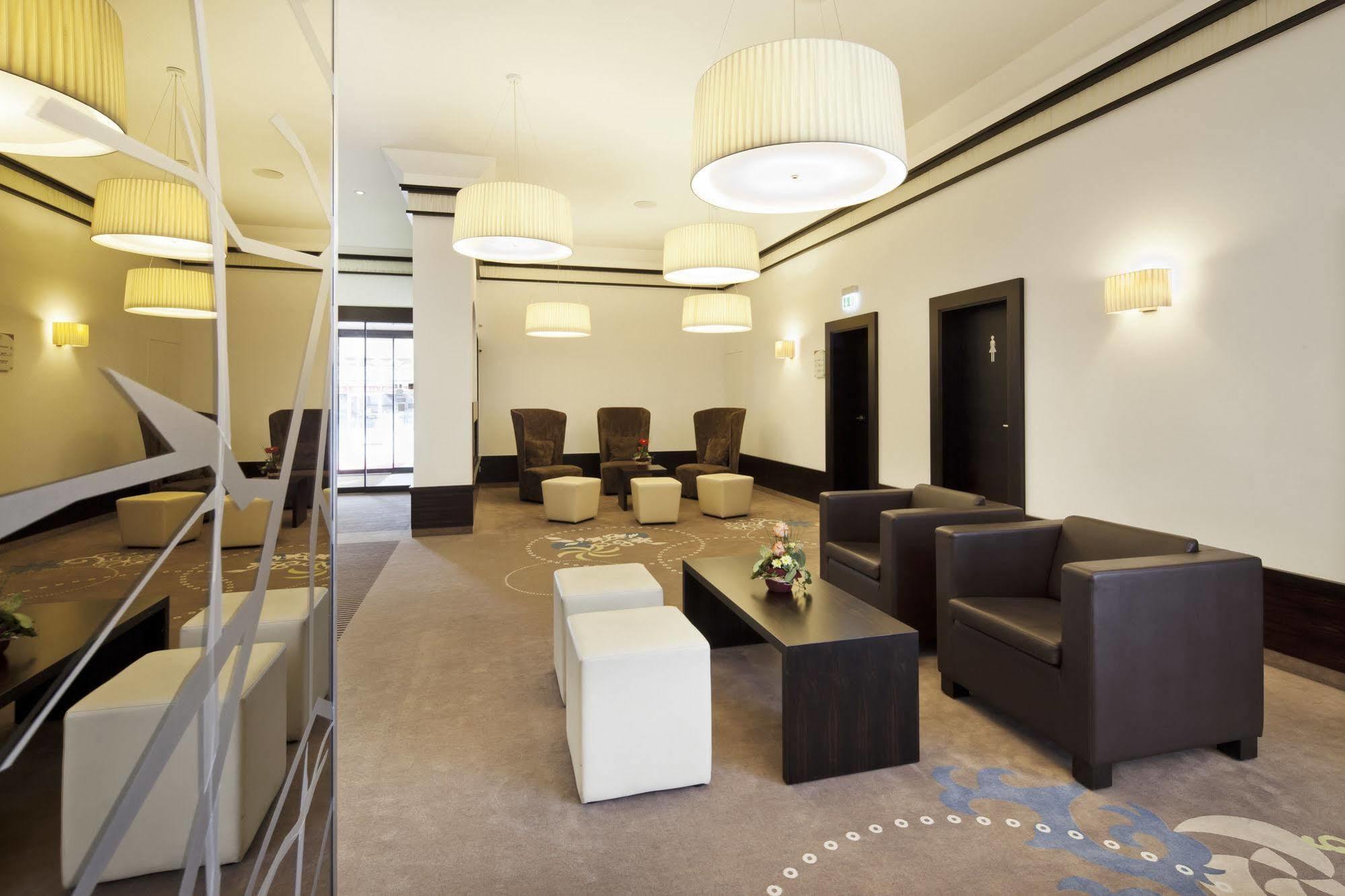 Zeller'S Quartier Otel Königsbrunn Dış mekan fotoğraf