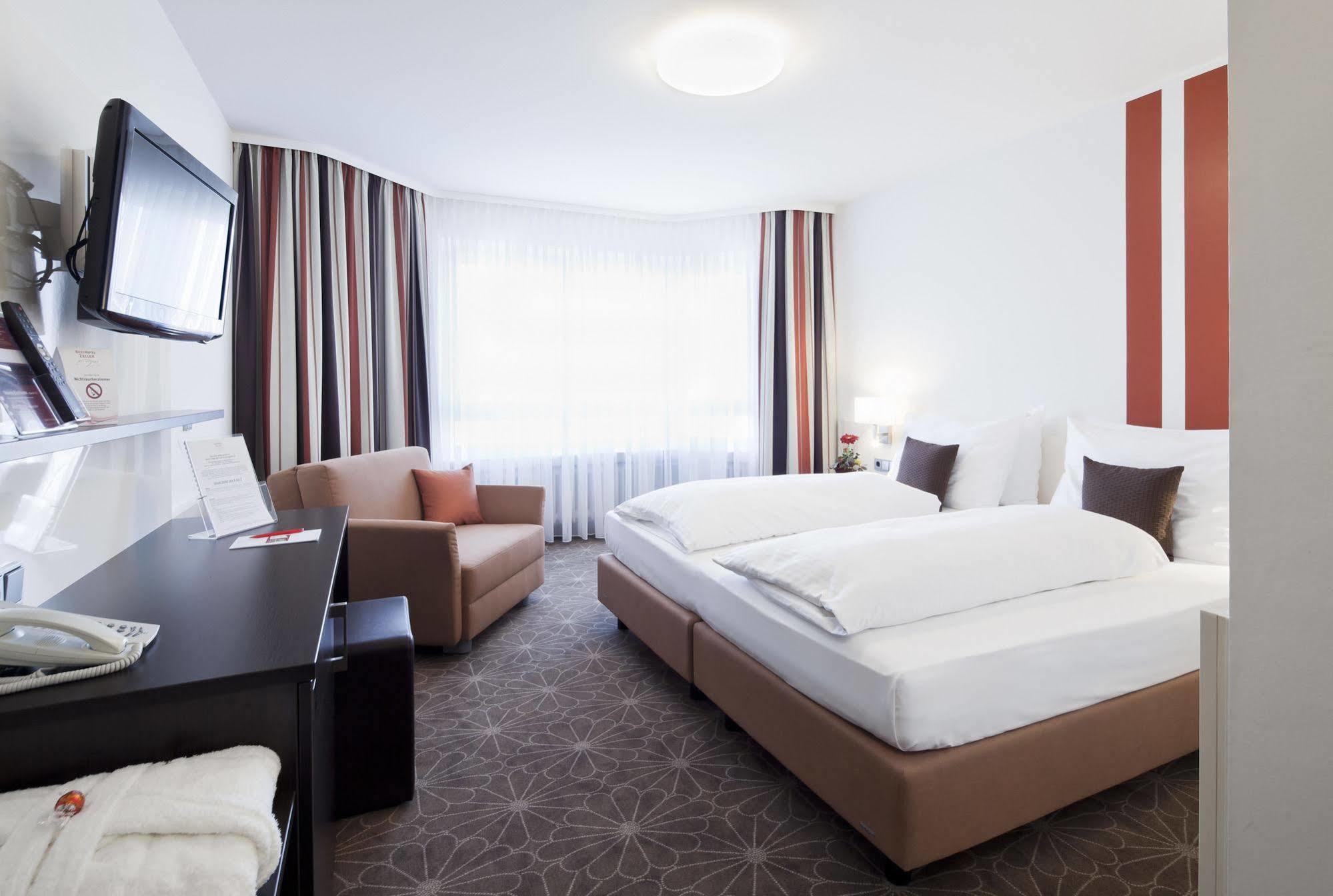 Zeller'S Quartier Otel Königsbrunn Oda fotoğraf